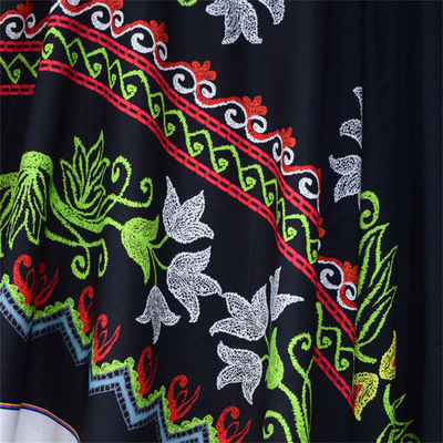 أزرق أحمر أصفر البوليستر الرقمية المطبوعة النسيج زهرة ملونة للملابس الجاهزة